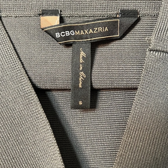 BCBG bandage skirt in OLIVE GREEN - Picture 4 of 6